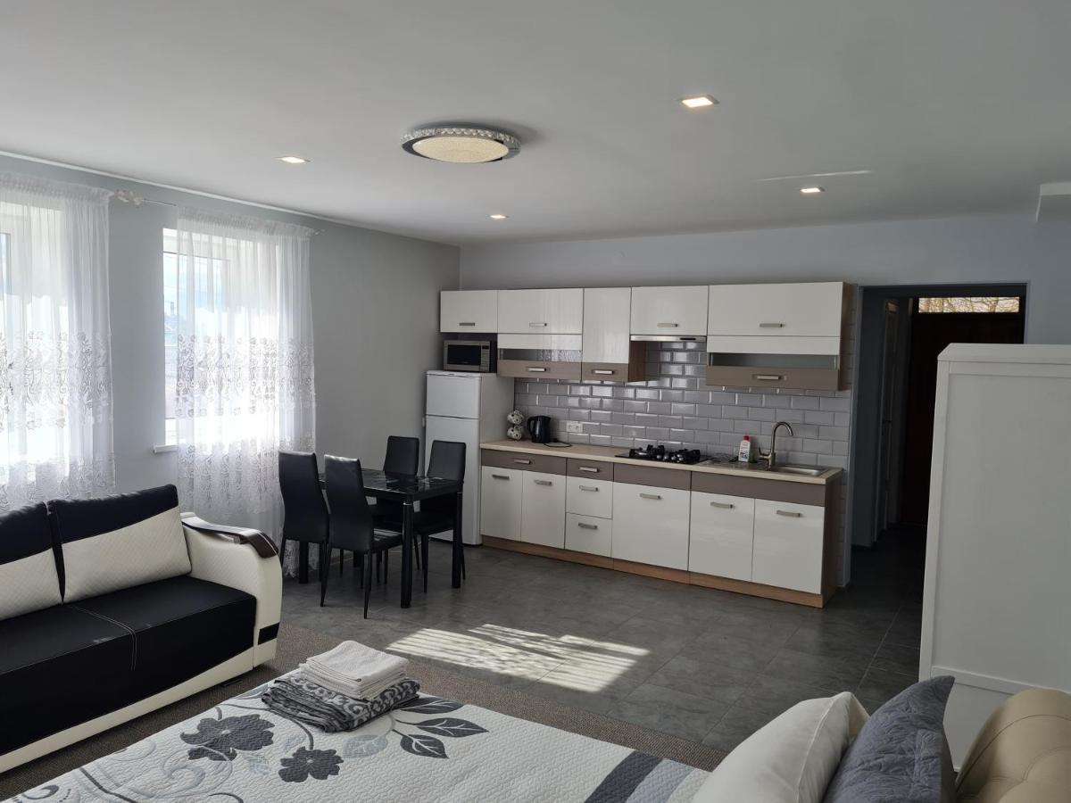 Birutes Apartamentai Клайпеда Екстериор снимка